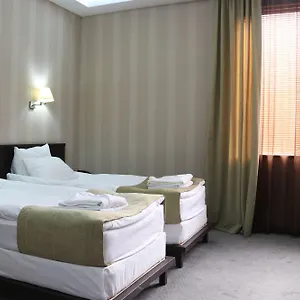 Hotel D'plaza, Tbilisi